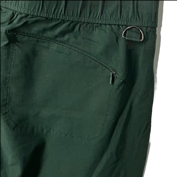 Alder Open Air Pants In Forest Green - Picture 7 of 10